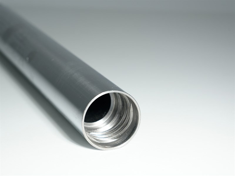 深孔钻杆按排屑方式和结构，深孔钻杆主要分为 3 类